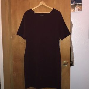 Mario Serrano business dress